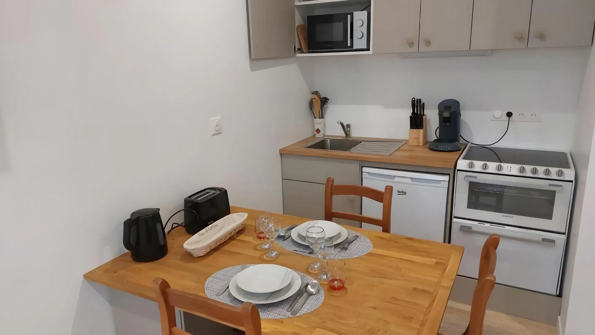 Appartement Terrasse - Morgat Plage 卡松 0*,  法国